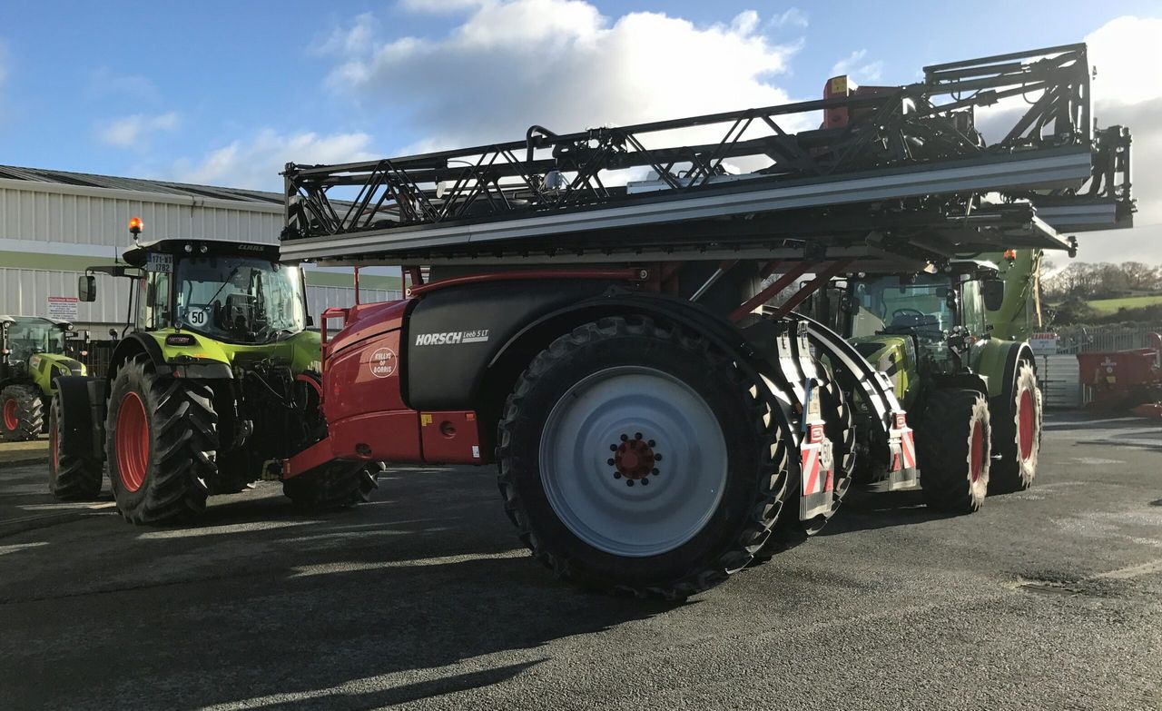 What's the big deal with this Horsch sprayer?