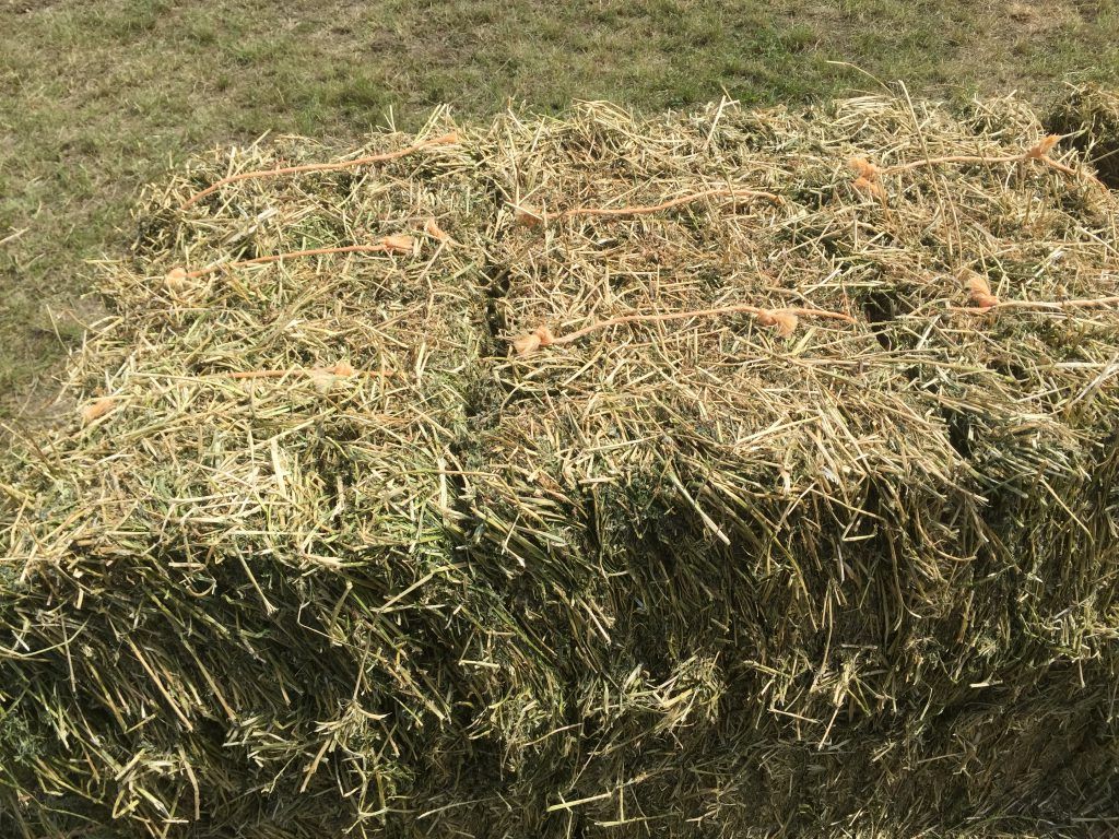 Each Big Pack bale can be split into nine smaller bale sections