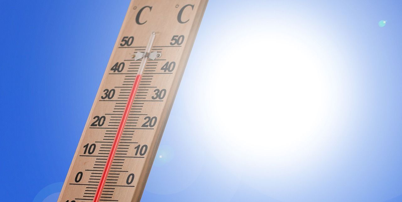 Met Éireann issues Status Yellow high temperature warning