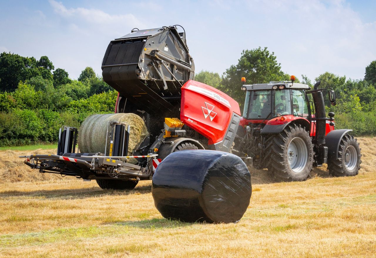 Massey Ferguson 'combi' baler-wrapper breaks cover