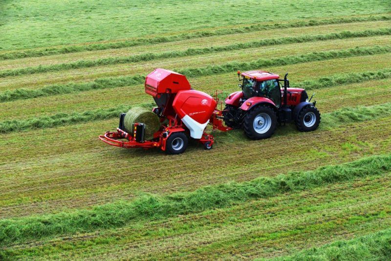 Lely demonstrates its latest baler wrapper combination at Grass and Muck