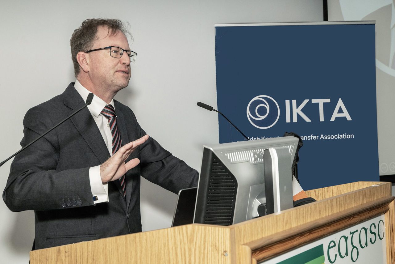 Teagasc welcomes minister to Knowledge Transfer conference