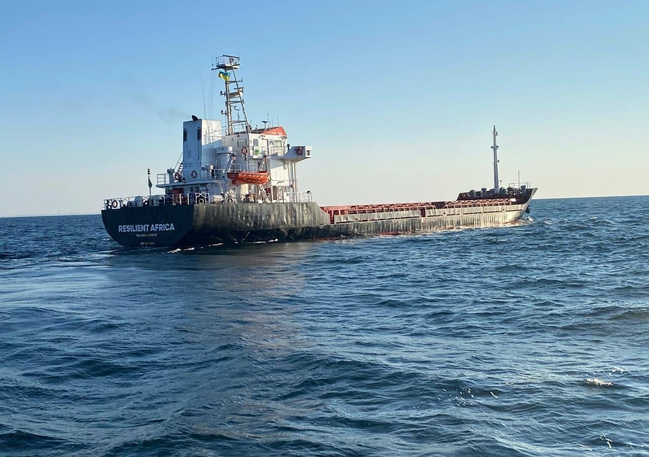Ukrainian Black Sea port resumes grain exports