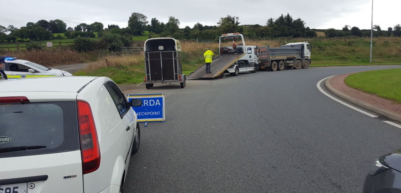Gardai seize horsebox: No safety chain and defective tyres