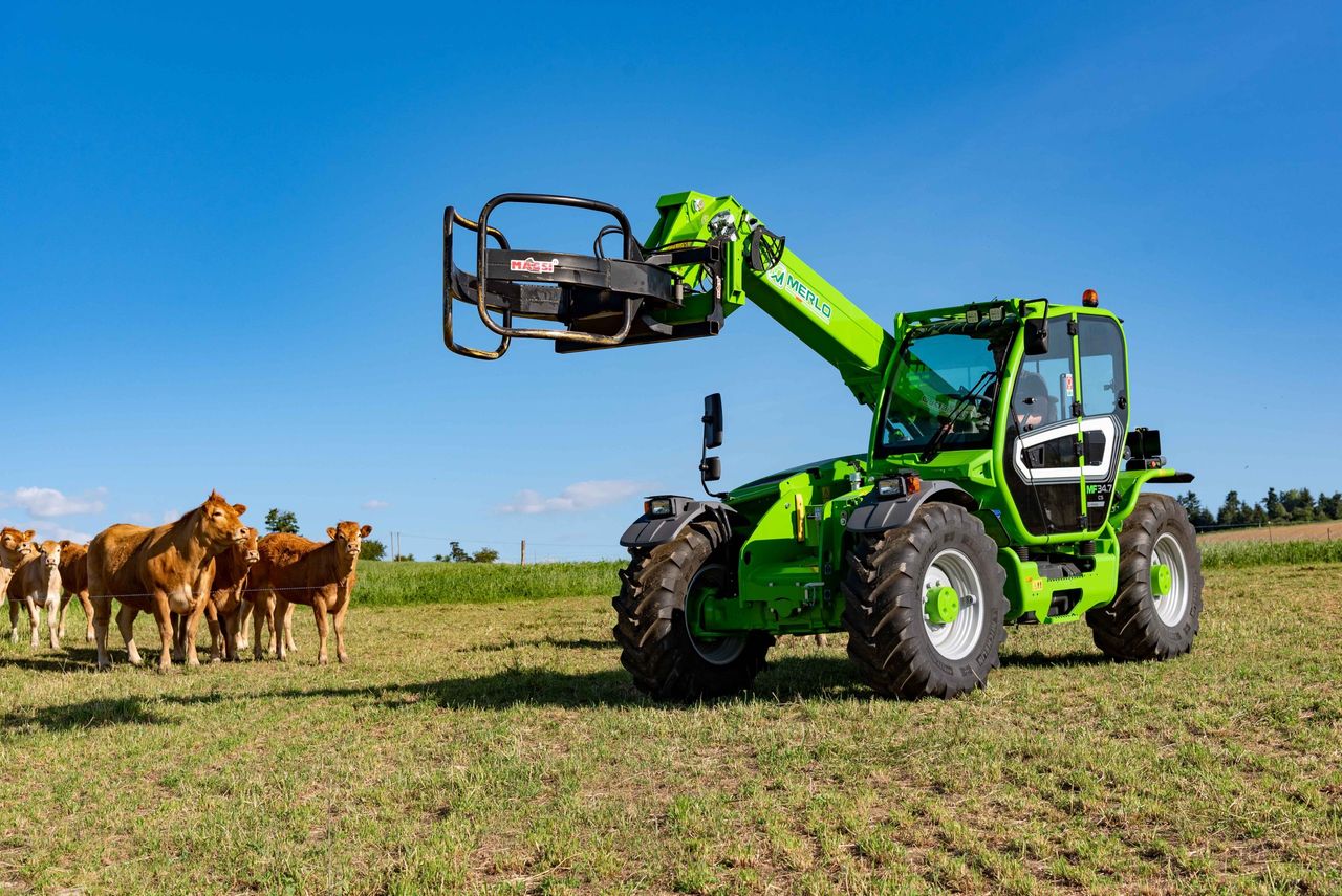 Ploughing: Merlo Multifarmer telescopic handler competition at Agriland stand