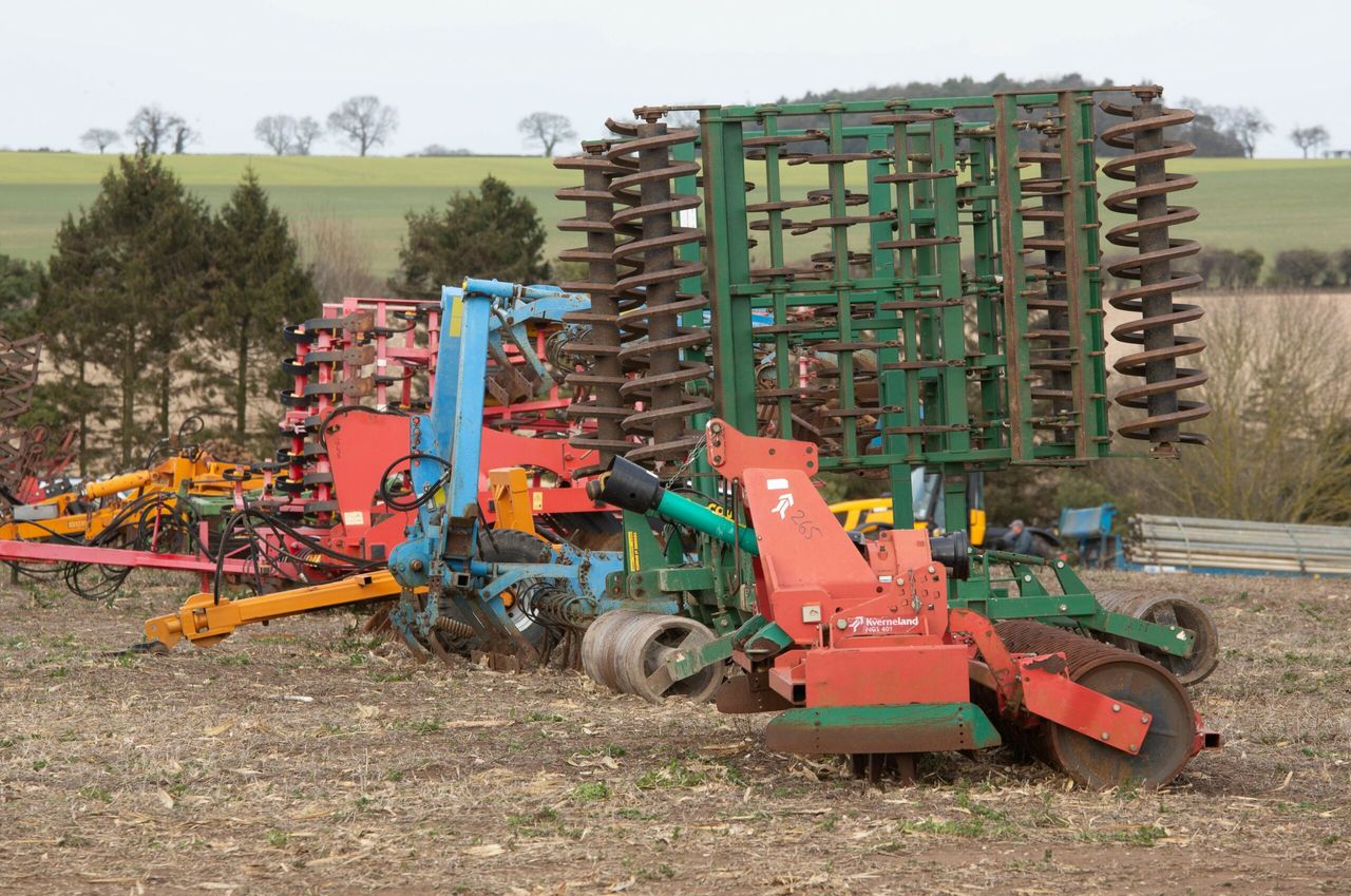 Auction report: Tillage tackle goes 'under the hammer'