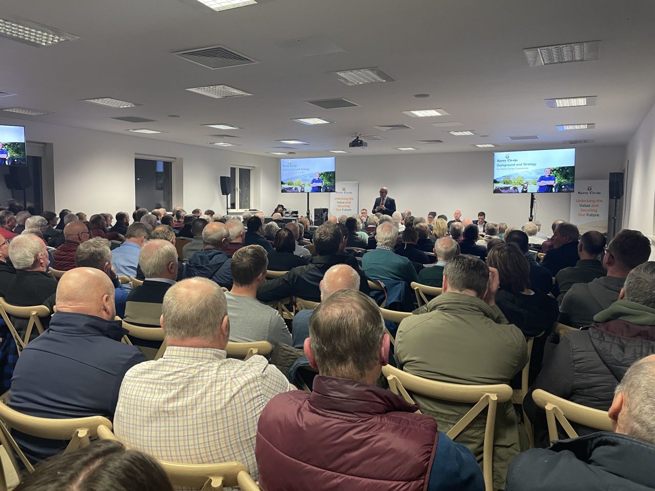 Tension at last Kerry Co-op meeting on proposed dairy deal