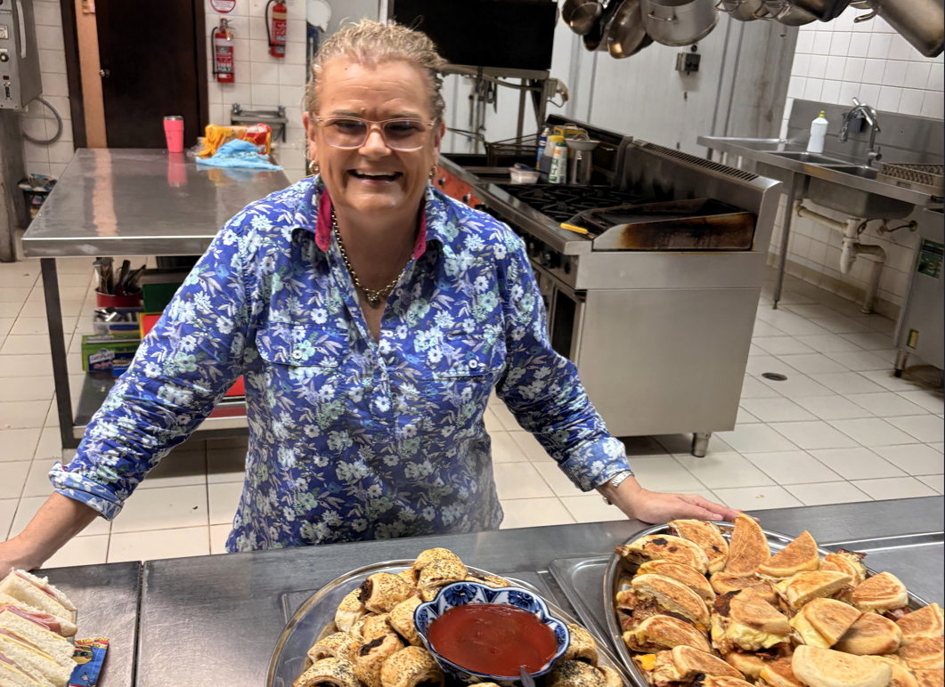 Oz cattle station cook creates recipe book to aid flood-stricken farmers