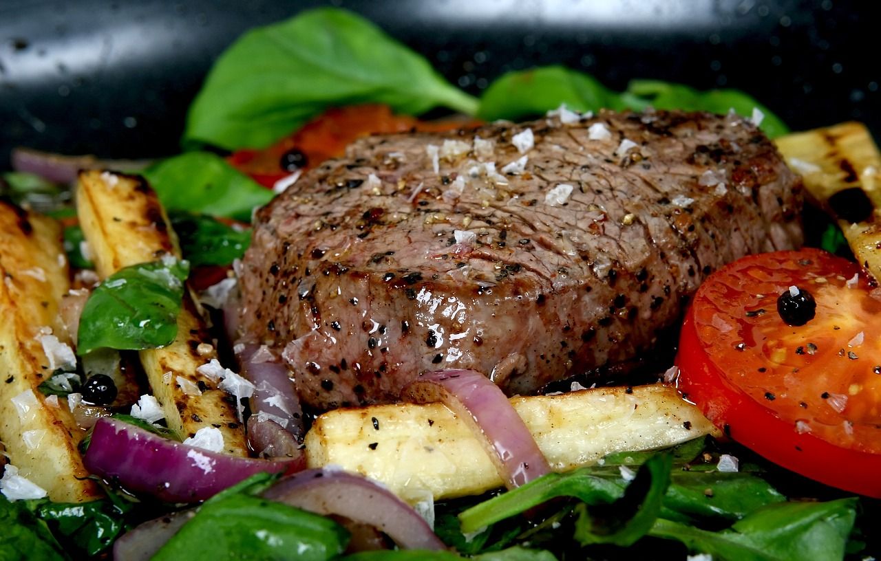 Consumers pay 50c/kg more for sirloin steak than last year
