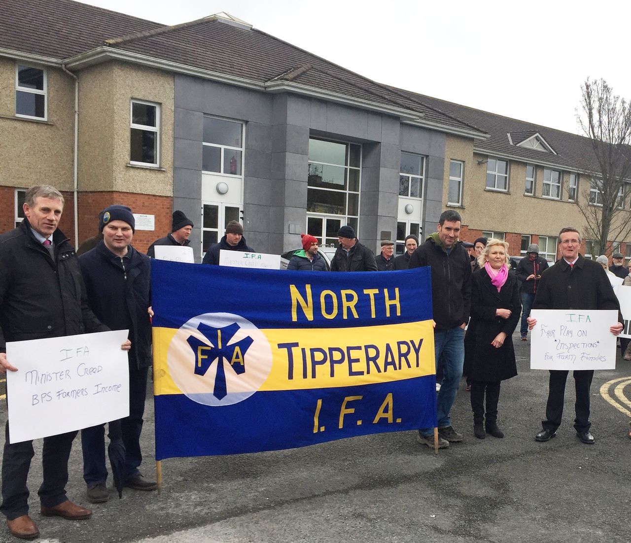 IFA members hold sit-in protest at Department of Agriculture’s Nenagh office