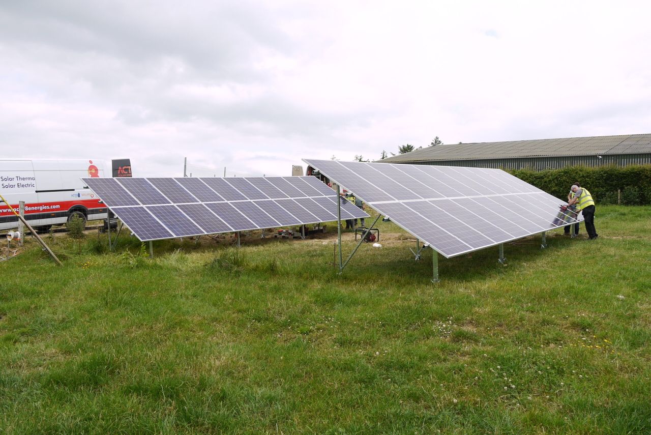 Cutting a dairy farm's electricity bill by 20% with solar