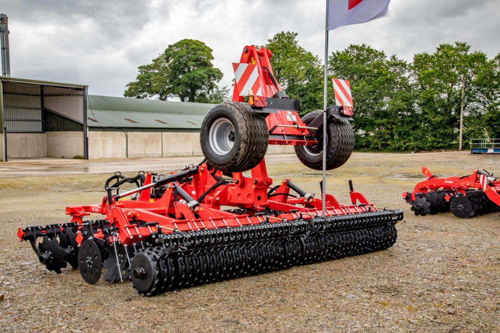 Akpil disc cultivator touring the country on demo