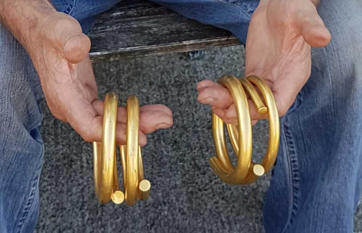 4kgs of prehistoric gold discovered by farmer goes on display