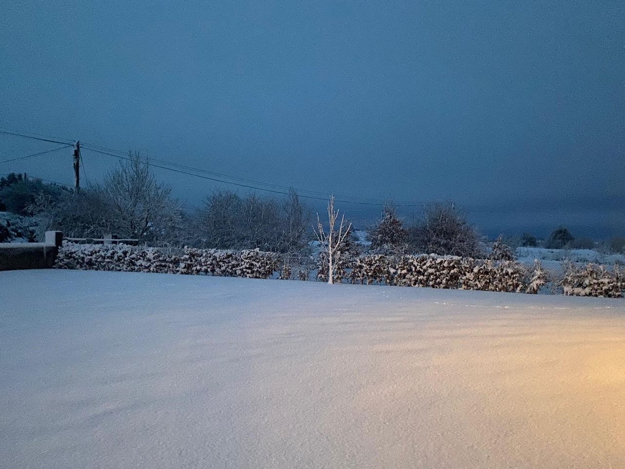 Thousands see power outages in west after heavy snow