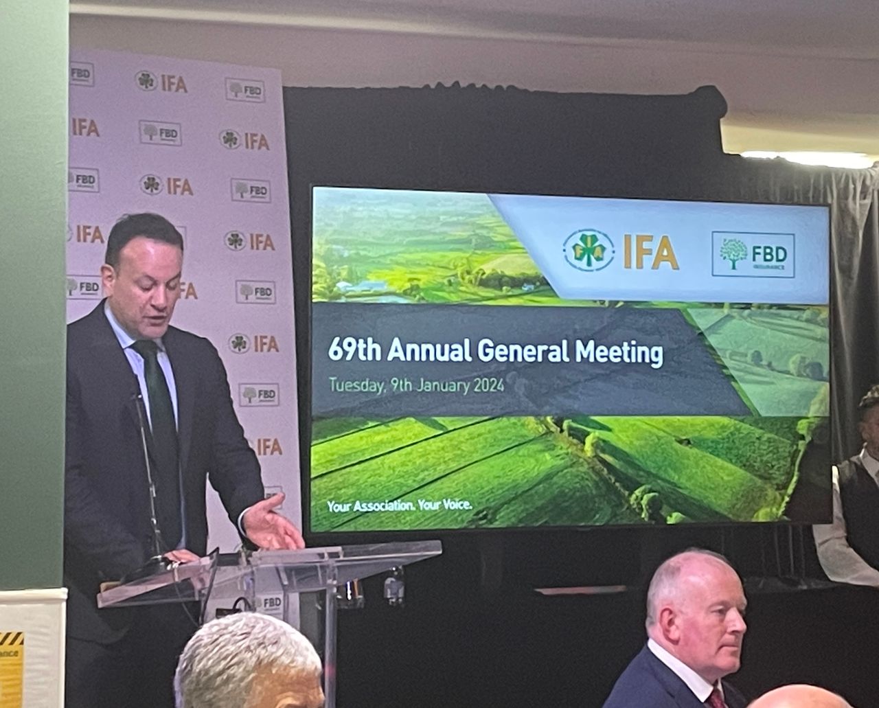 Varadkar: Farmers must be 'part of the solution' and 'not blackguarded'