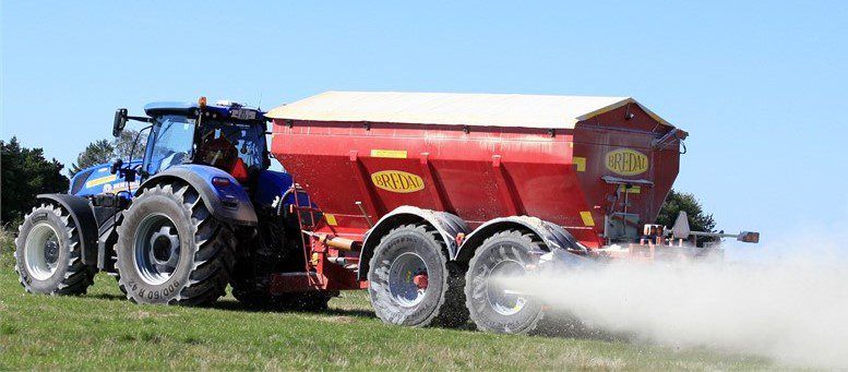 First look: Bredal's latest trailed spreader has discs mounted on arms - 6m apart
