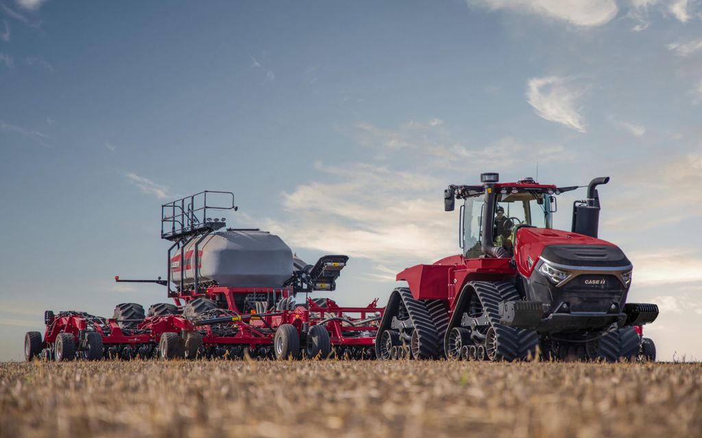 Case chose an unfortunate time to launch the Steiger 785 Quadtrac as sales for this type of tractor have suffered a 48% crash in the US this year