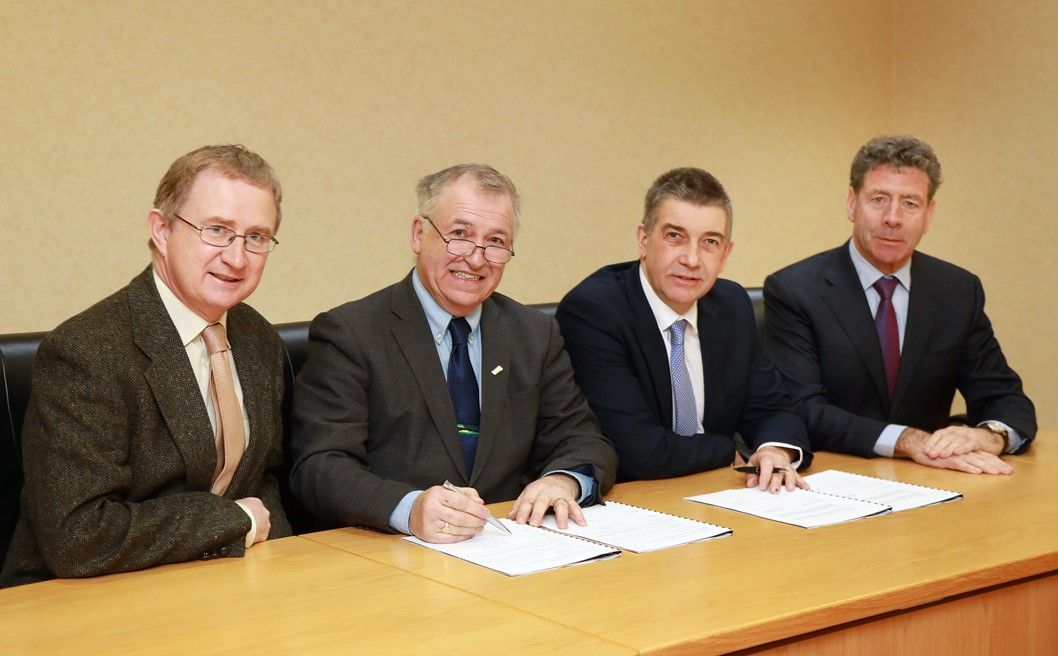 Frank O'Mara officially takes over Teagasc role as Boyle retires