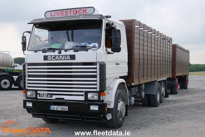Nostalgic livestock lorry flies flag for farming at 'Full of the Pipe'