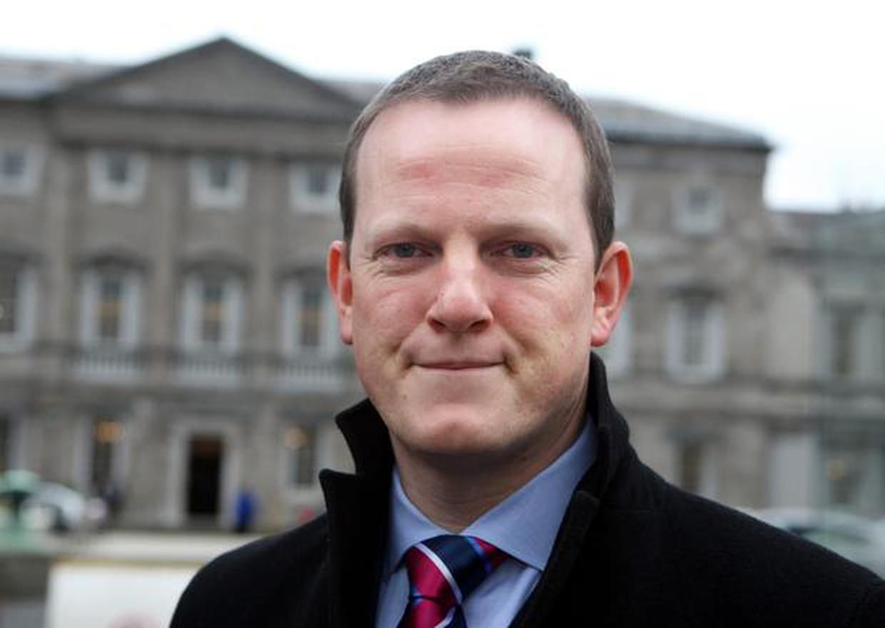 Calls for Sinn Féin to 'take a side' in emissions debate
