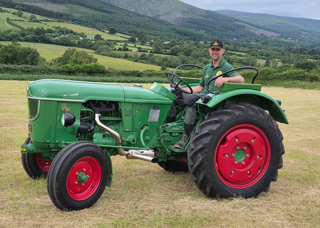 Vintage tractor drive from Mizen to Malin Head in aid of suicide prevention