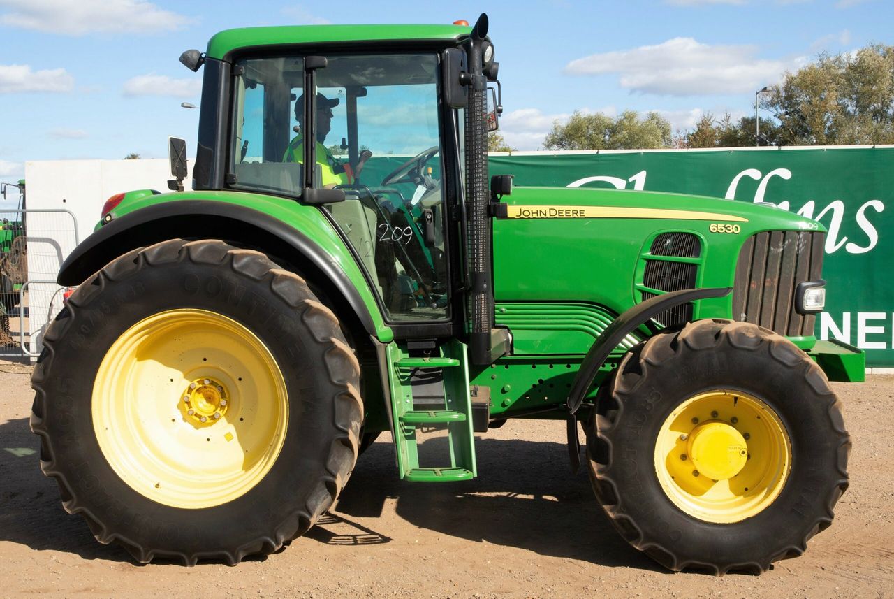 Auction report: Thirsty for a '30' at this sprawling sale?