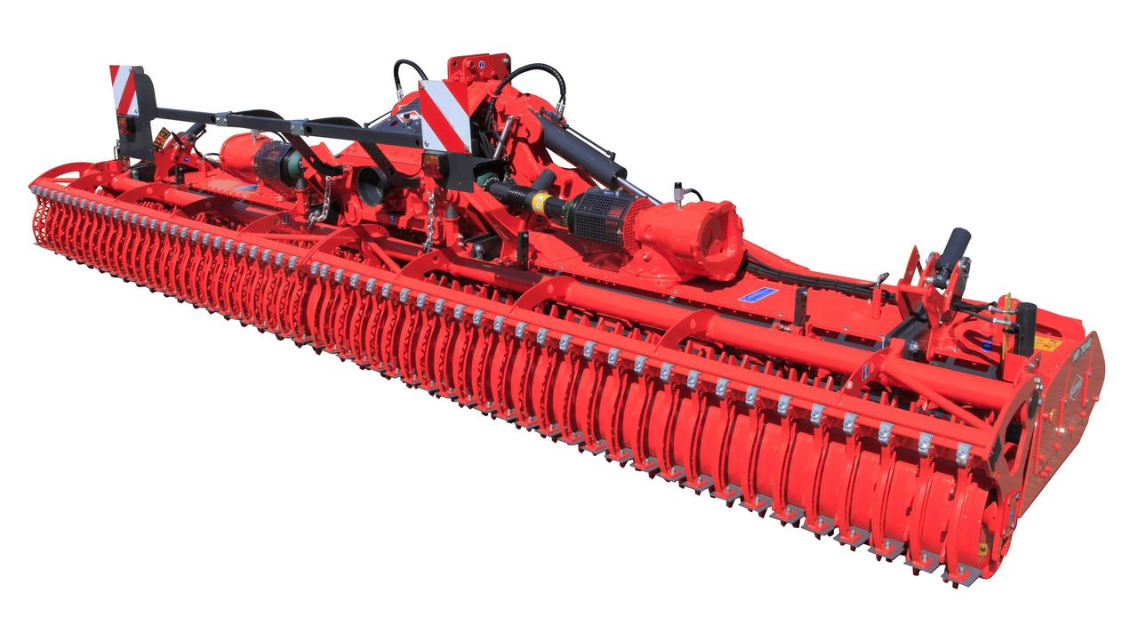 Clever 7m goliath from Kuhn monitors oil and clutches for you