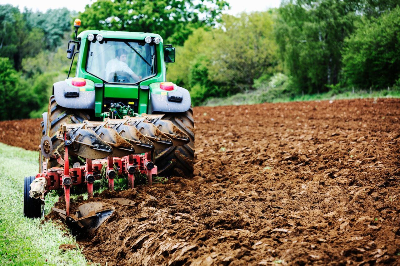 FTMTA: New tractor registrations down 13% in year to July