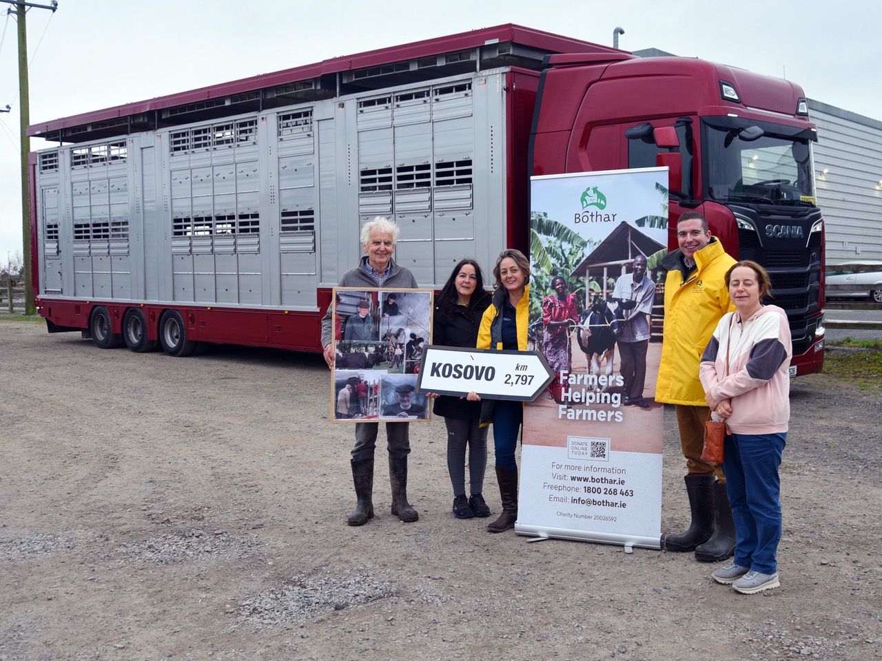 Supporters see off Bóthar memorial shipment of heifers to Kosovo