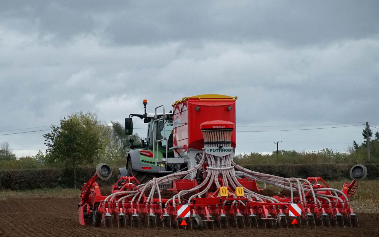 Eight field work priorities for tillage farmers