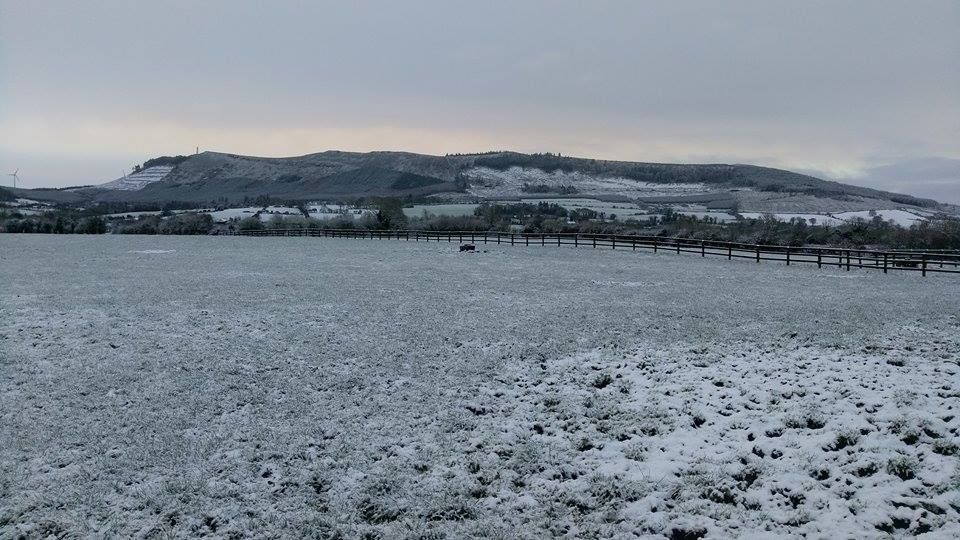 Up to 6cm of snow expected as multiple weather warnings issued