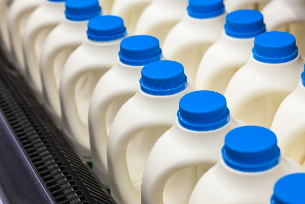 Risks associated with drinking raw milk confirmed at European level - FSAI
