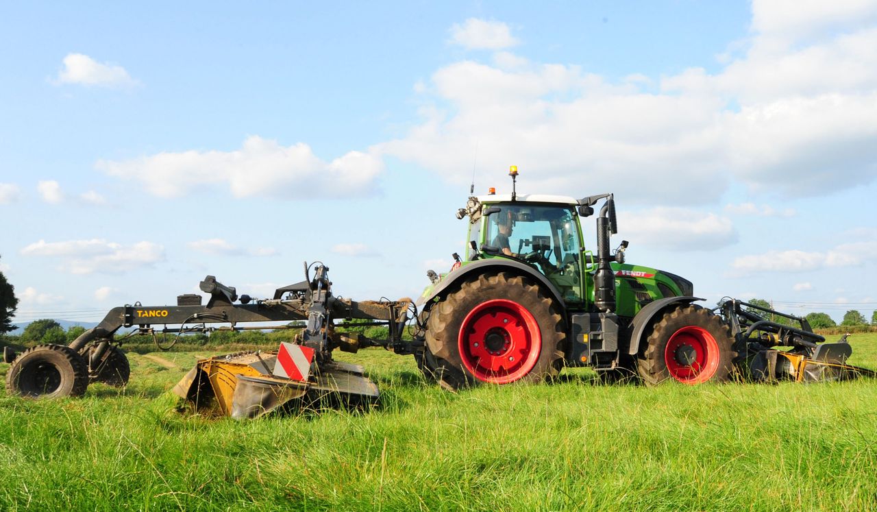 Machinery Focus: Video - Tanco's trailed mowers in operation in Tipperary