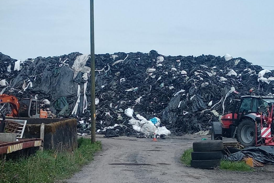 Call for full investigation into Irish farm plastic industry