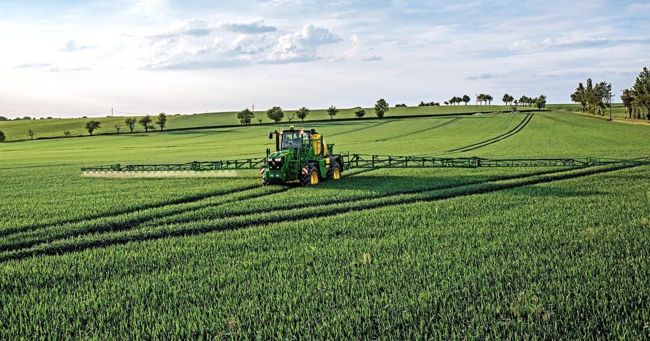 John Deere reveals precision agriculture partnership with Solorrow