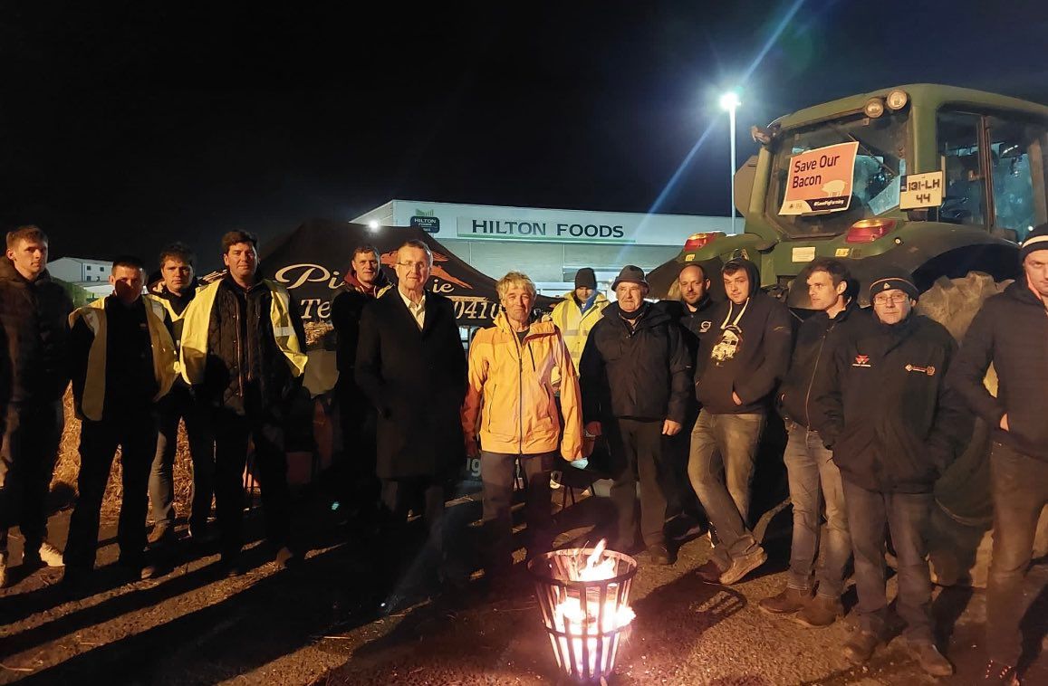 'Slow progress': Pig farmer protest continues in Louth