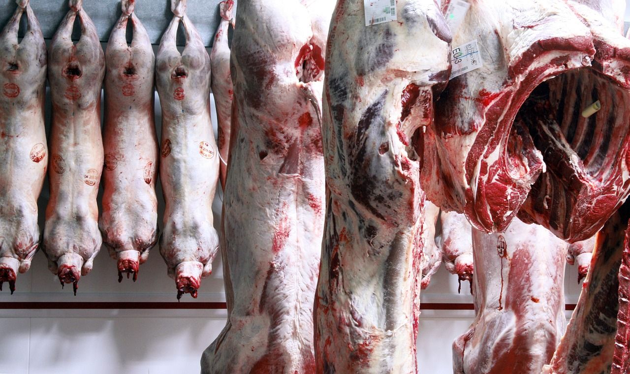 China lifts suspension on five Australian meat processing plants