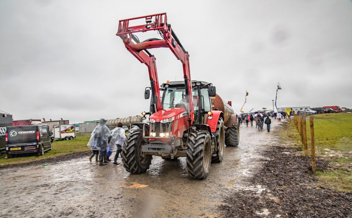 Sun shines on the final day of the 'Ploughing'