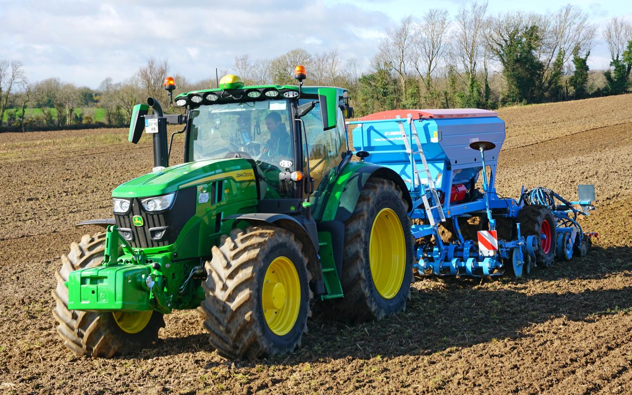 HarvestLab and Starfire head John Deere's digital charge