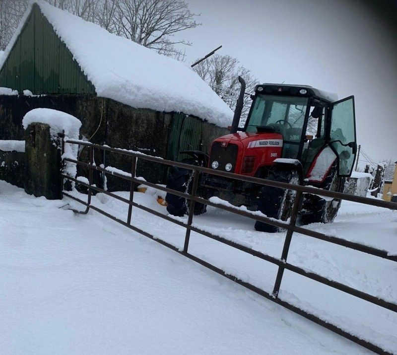 Kerry farmers help HSE deliver healthcare supplies in cold snap