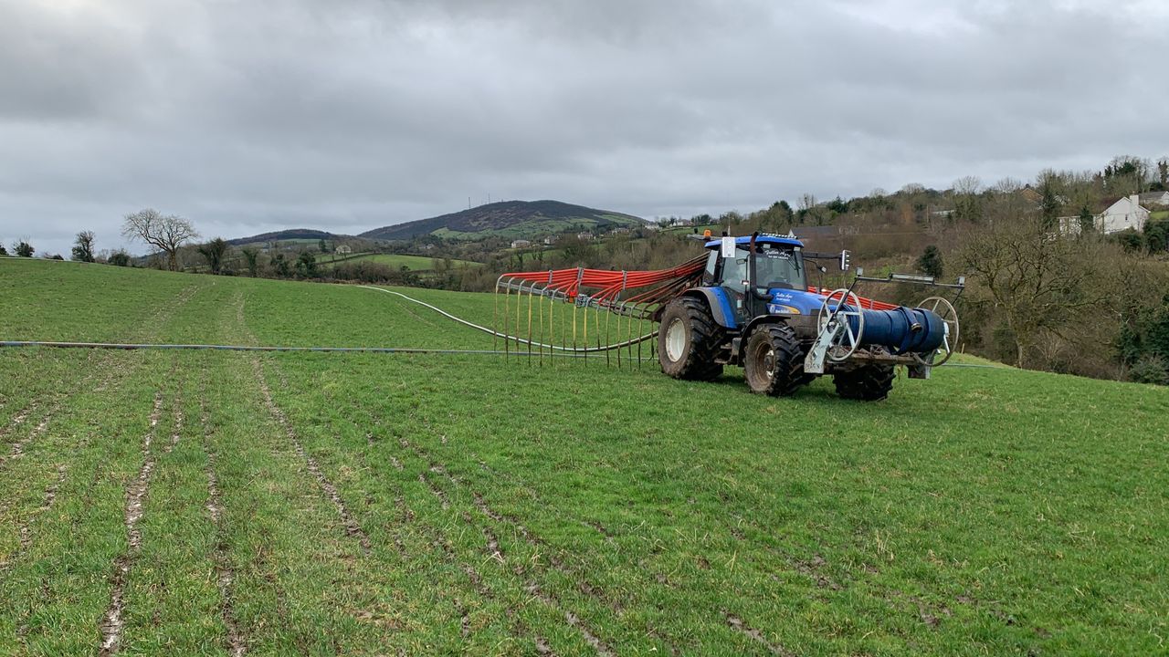 Video: Young agri-contractor's LESS umbilical slurry setup