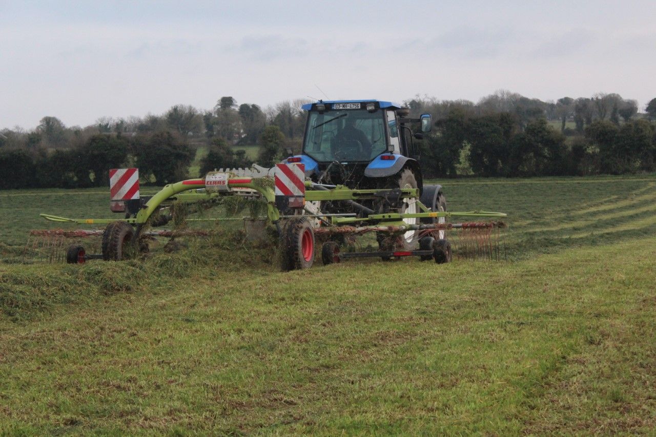 Video: Tackling first-cut silage in Co. Meath