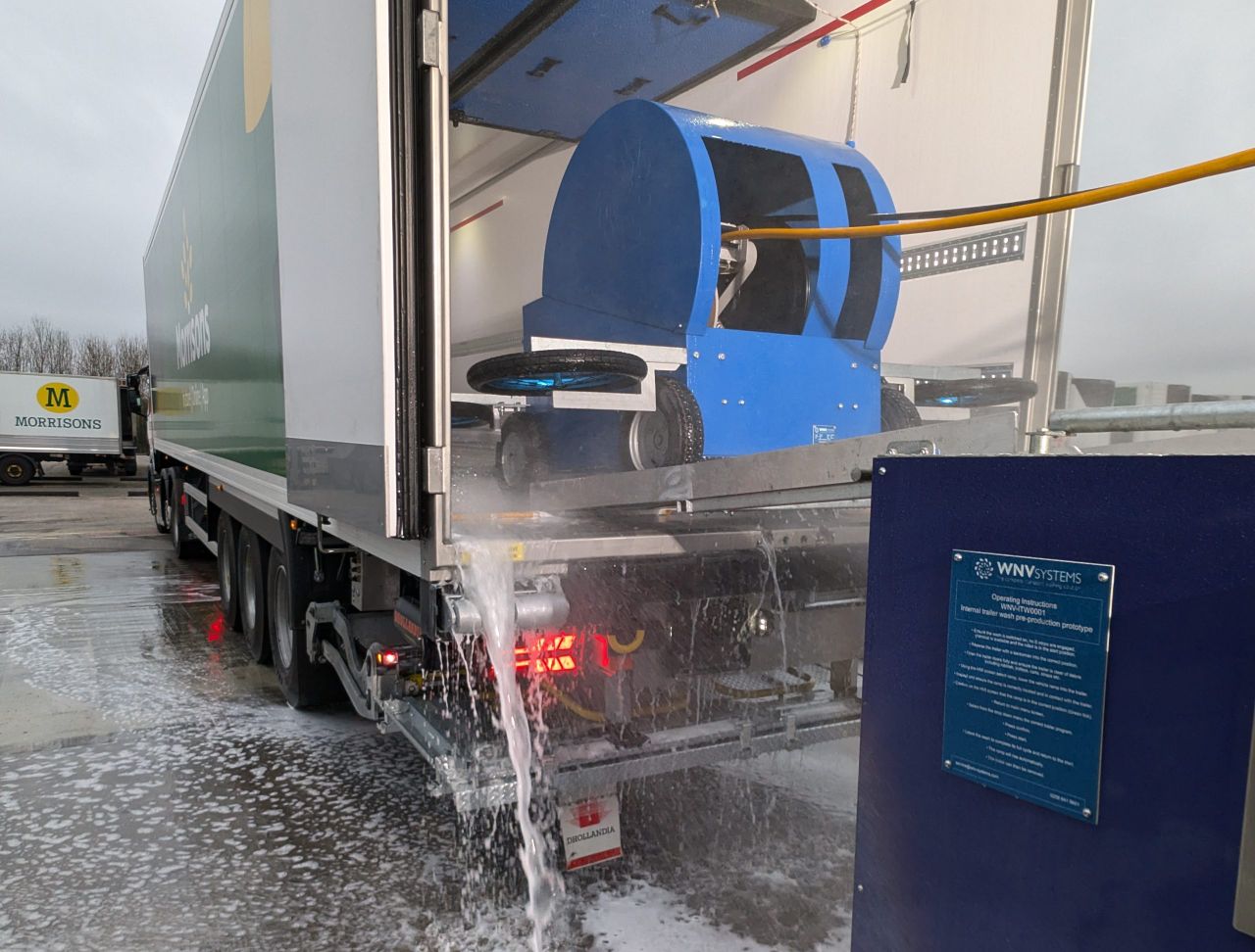 Internal wash system unveiled for transport used in food sector