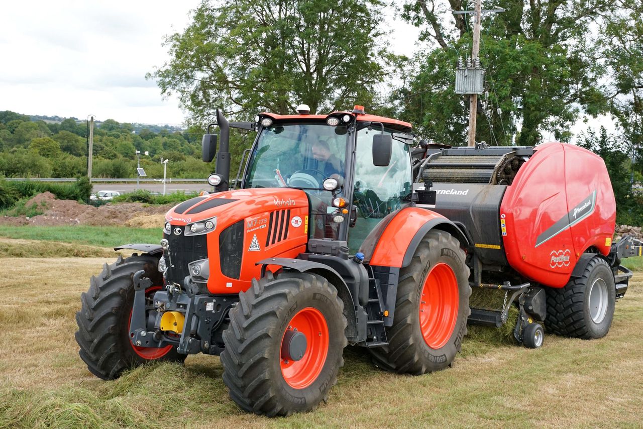 Cutting and baling the Kverneland way in Cork