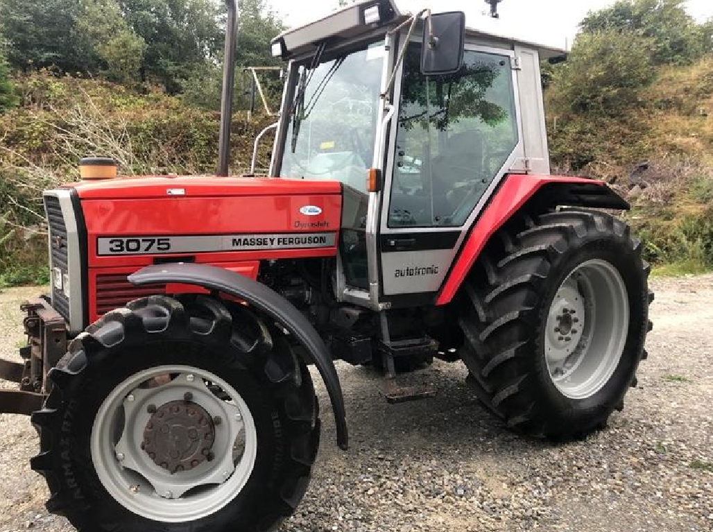 Massey Ferguson tractor stolen in Co. Wicklow