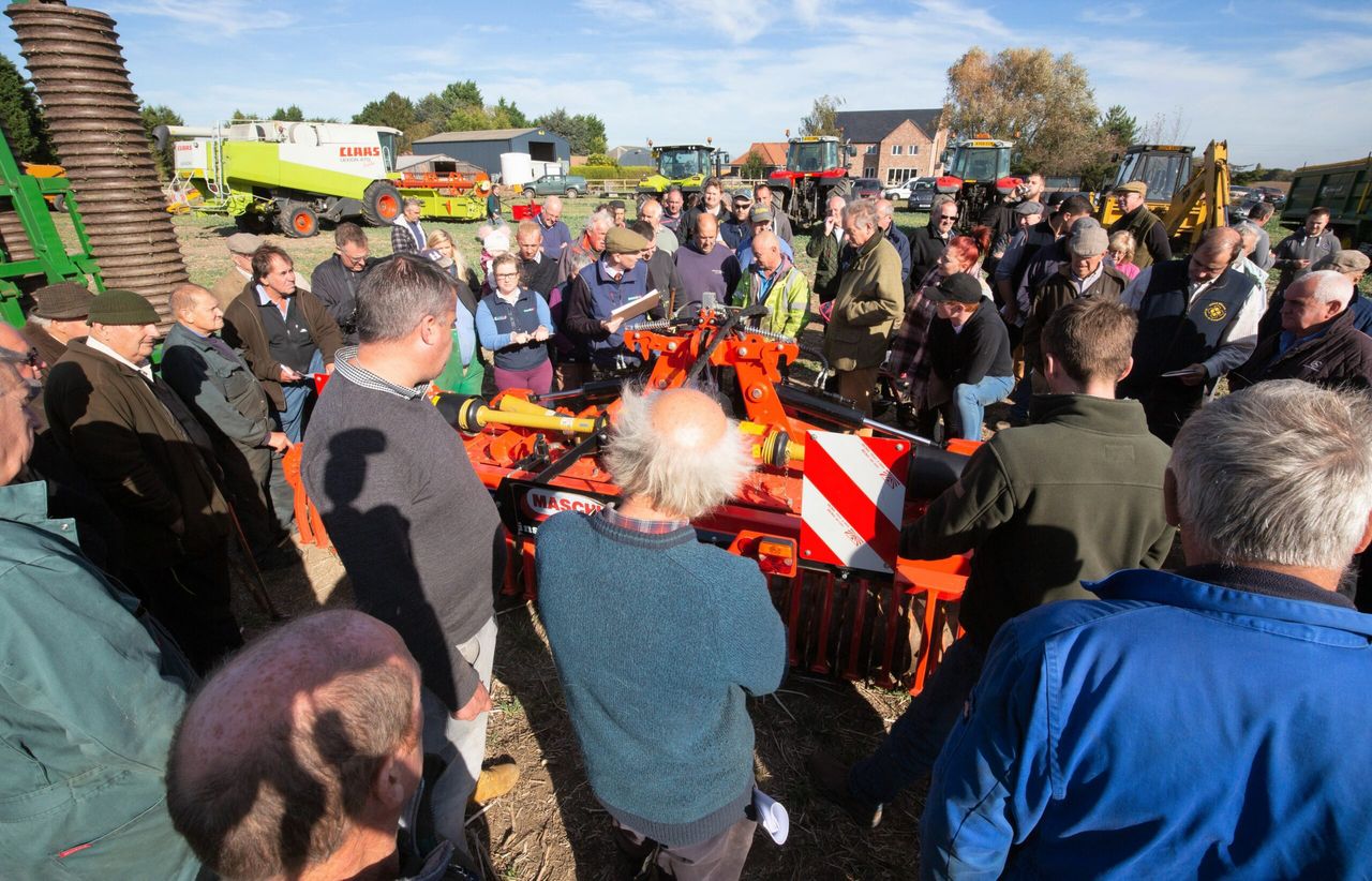Auction report: 'Mix' of machinery changes hands...at 'on-site' sale