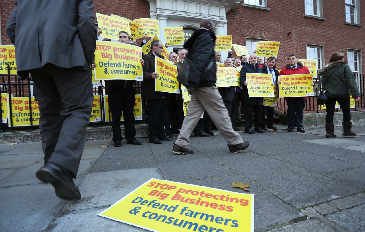 IFA takes protest to Competition Authority's doors