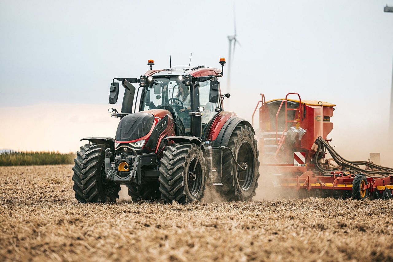 Valtra has set out to test the high-speed performance of its new sixth generation T Series tractor Source: Valtra