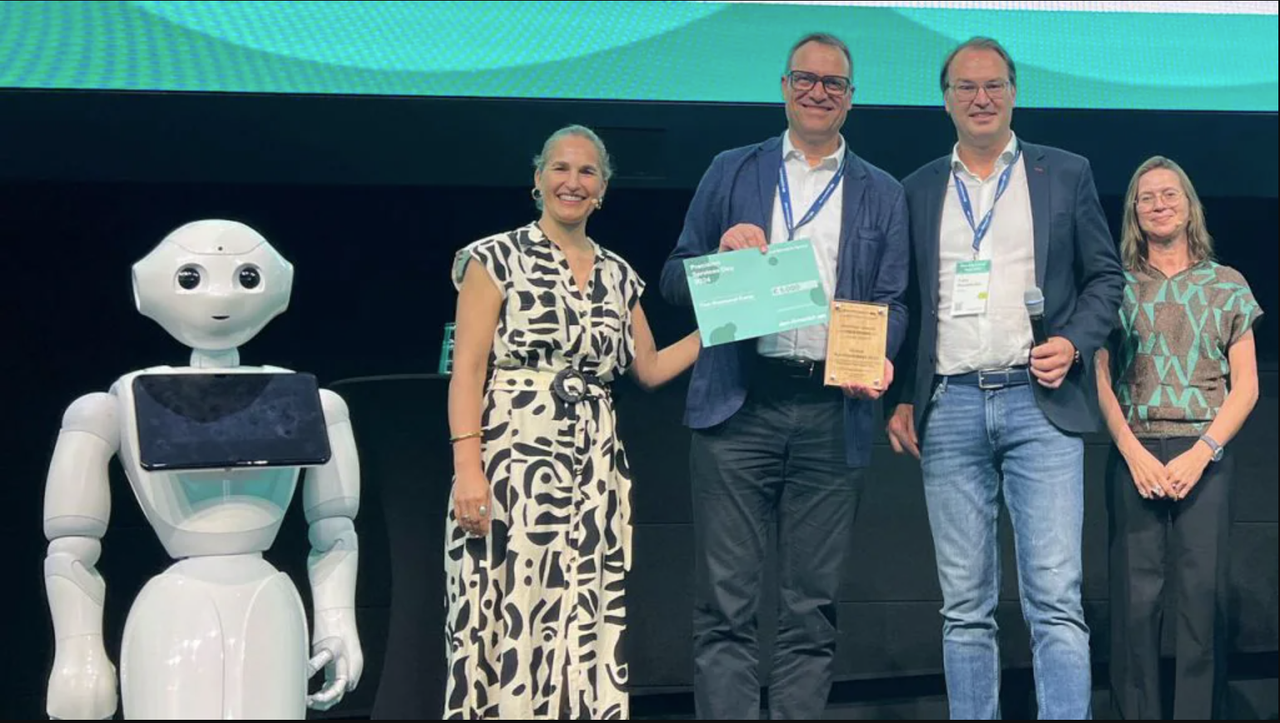 smaXtec wins 'Digital Disruptor' award