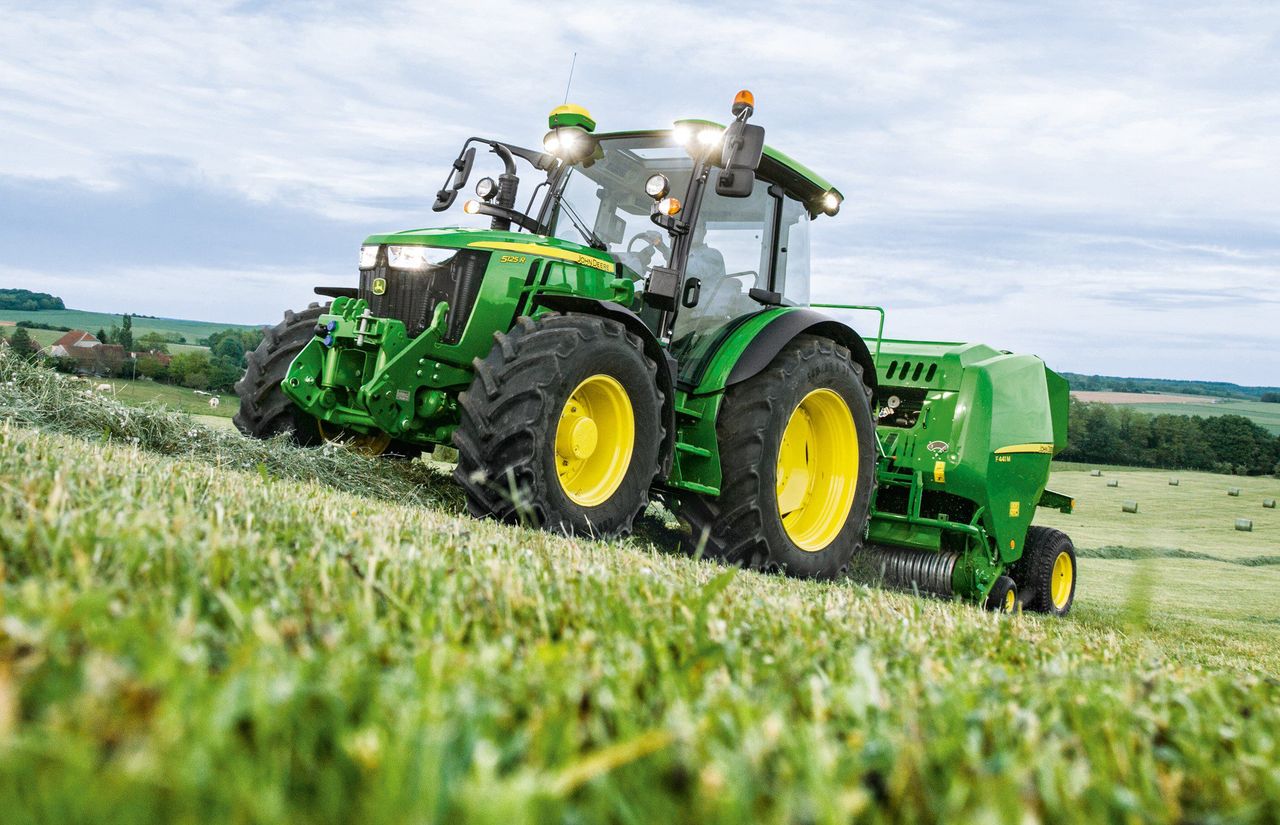 John Deere updates its 5R Series tractors for 2019